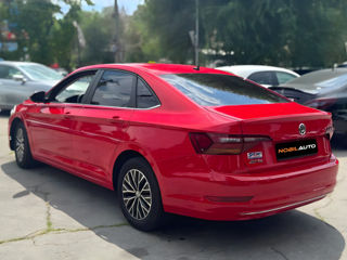 Volkswagen Jetta foto 6