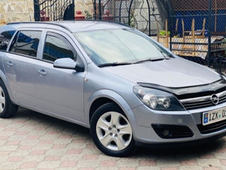 Opel Astra foto 3