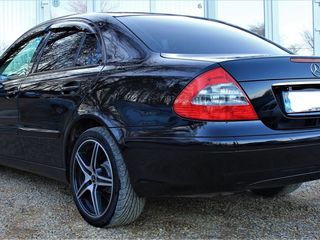 Mercedes E Class foto 5