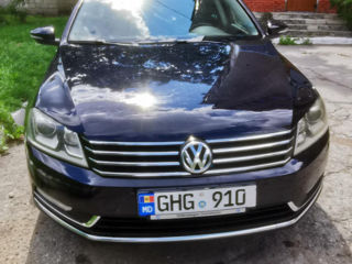 Volkswagen Passat foto 1