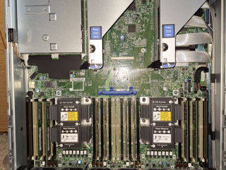 HP DL380 Gen10 16SFF 2U Rack Server 868703-B21 foto 7