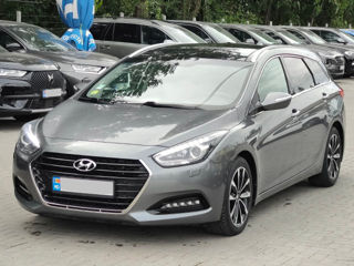 Hyundai i40 foto 1