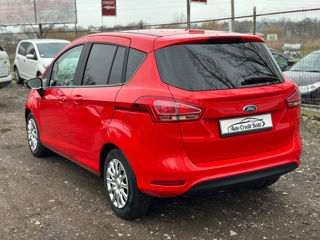 Ford B-Max foto 10