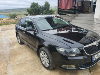 Skoda Superb foto 2