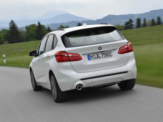 BMW 2 Series Active Tourer foto 3