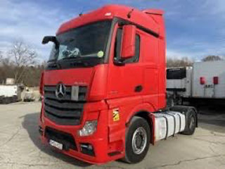 Mercedes MP4