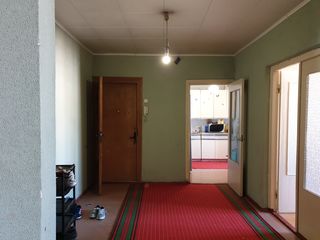 Apartament cu 3 odai. Seria 143 foto 1