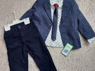 Vind costum pentru 3 ani
