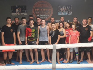 Ciocana!Antrenament matinal de kickboxing! foto 4