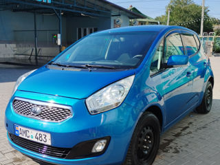 KIA Venga foto 1