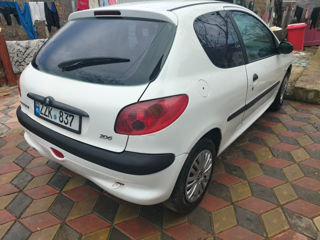 Peugeot 206 foto 4