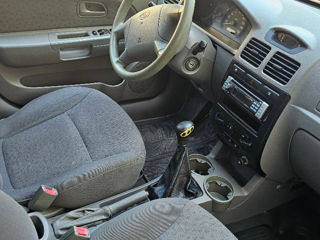 KIA Rio foto 2