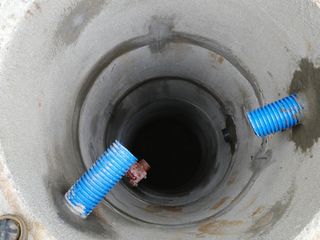 Чистка колодца водопровод траншей канализация калодцы