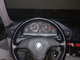 BMW 5 Series Touring foto 4