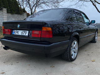 BMW 5 Series foto 6