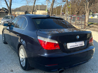 BMW 5 Series foto 4