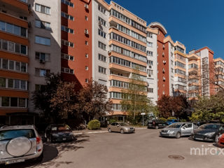 Apartament cu 3 camere, 115 m², Centru, Chișinău foto 16