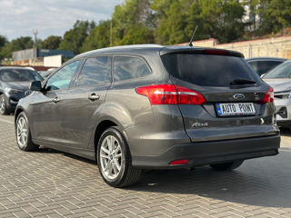 Ford Focus foto 4