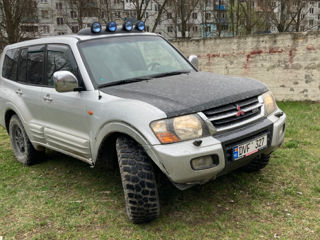 Mitsubishi Pajero фото 5