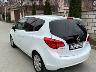 Opel Meriva foto 1