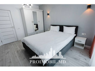 Apartament cu 2 camere, 80 m², Centru, Chișinău foto 3