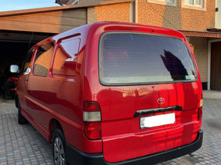 Toyota Hiace foto 5