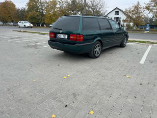 Volkswagen Passat foto 4