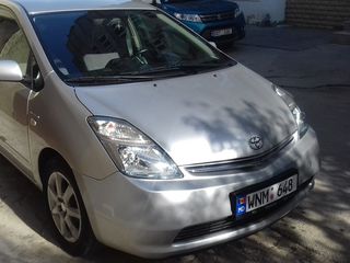 Toyota Prius foto 8