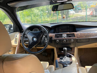 BMW 5 Series фото 5