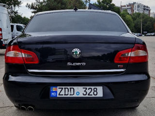 Skoda Superb foto 5