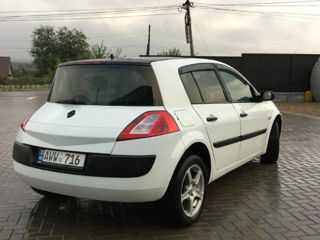 Renault Megane foto 4