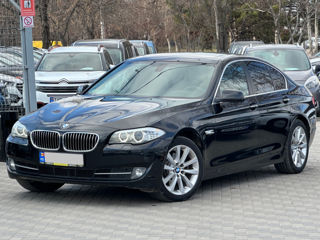 BMW 5 Series foto 3