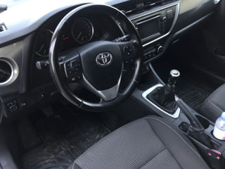 Toyota Auris foto 9