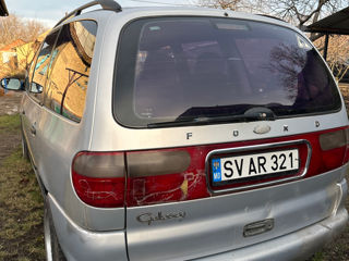 Ford Galaxy foto 4