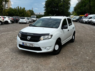 Dacia Sandero foto 2