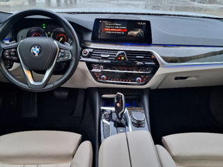 BMW 5 Series foto 6