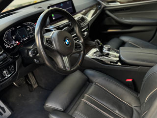 BMW 5 Series foto 8