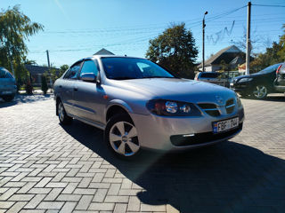 Nissan Almera foto 6