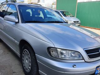 Opel Omega foto 3