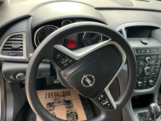 Opel Astra foto 1