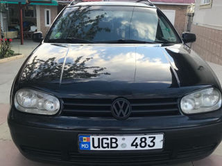 Volkswagen Golf foto 1