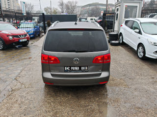 Volkswagen Touran foto 7