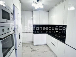 Apartament cu 3 camere, 75 m², Centru, Chișinău foto 10