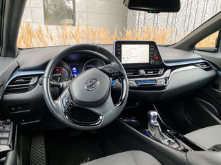 Toyota C-HR foto 7