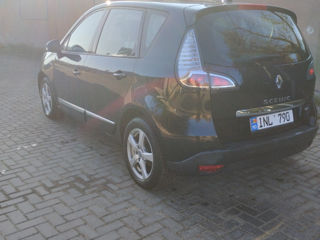 Renault Scenic foto 3