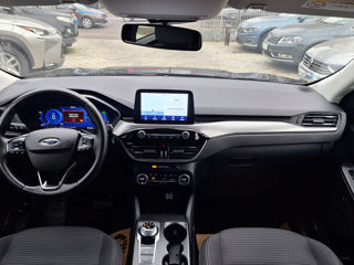 Ford Kuga foto 9