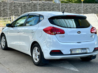 KIA Ceed foto 4