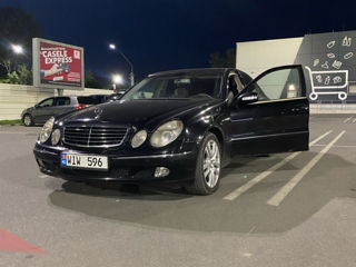 Mercedes E-Class foto 5