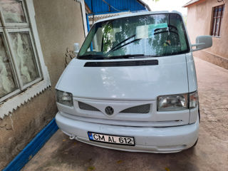 Volkswagen Transporter foto 2