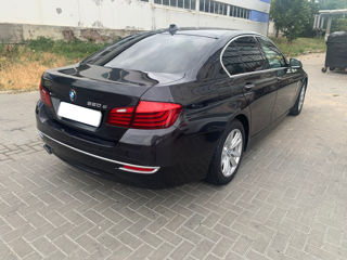 BMW 5 Series foto 6